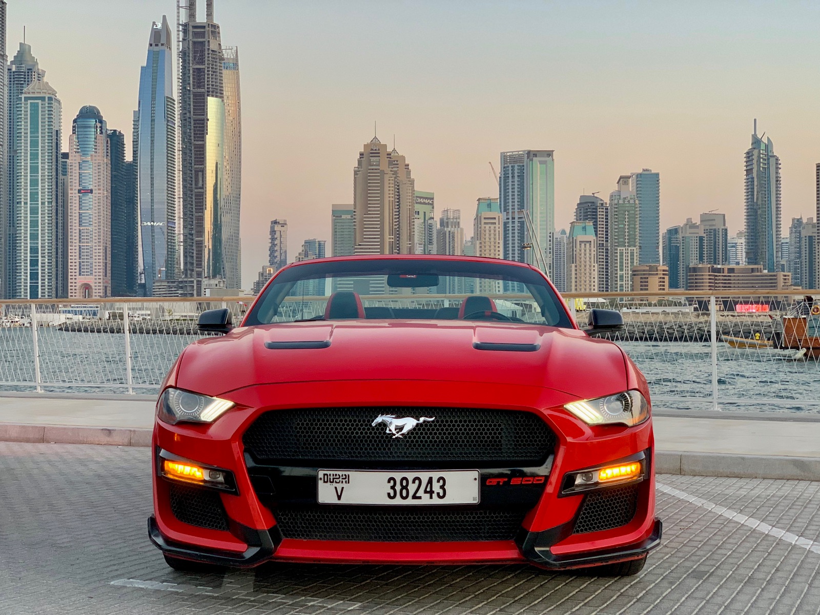 Ford mustang V6 3.6L 2019 - Red