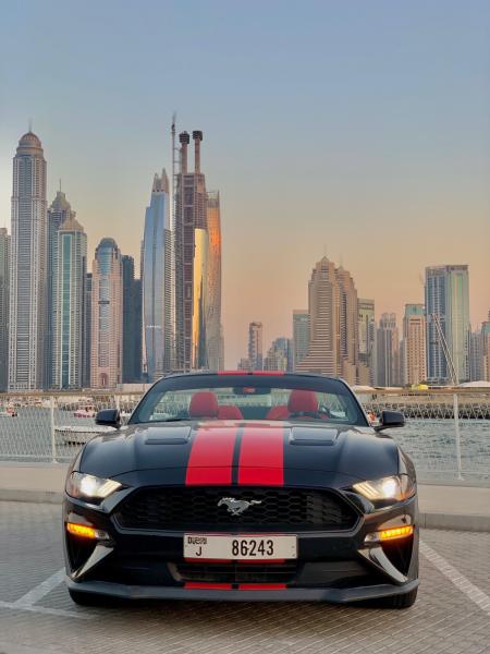 Ford mustang V6 3.6L 2019 - Black